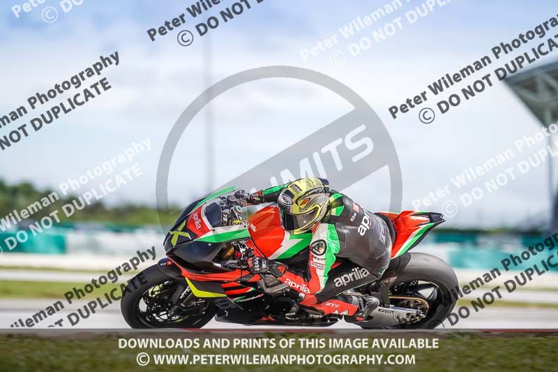 Sepang;event digital images;motorbikes;no limits;peter wileman photography;trackday;trackday digital images